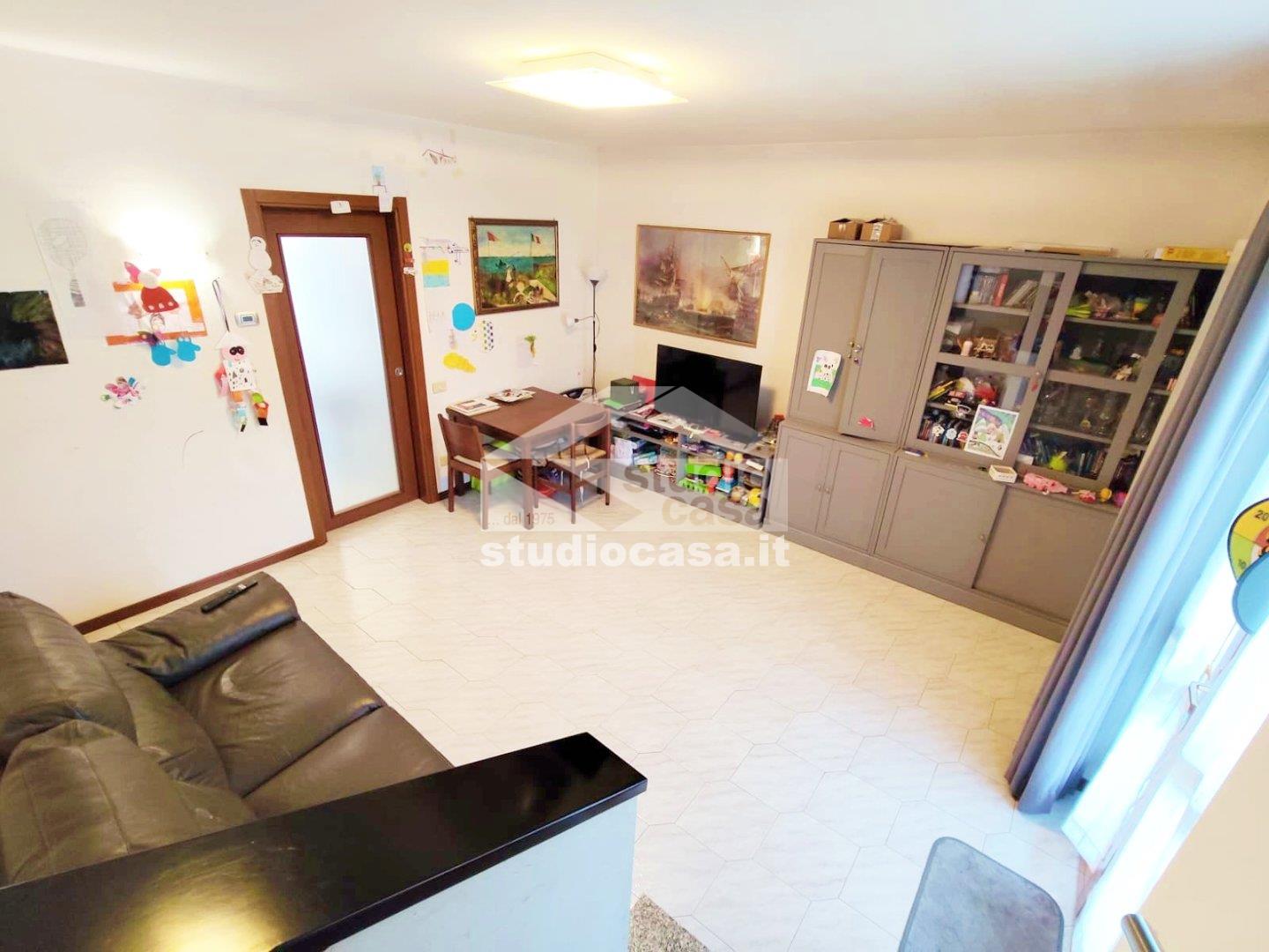 Villa a schiera di testa in vendita a Piario