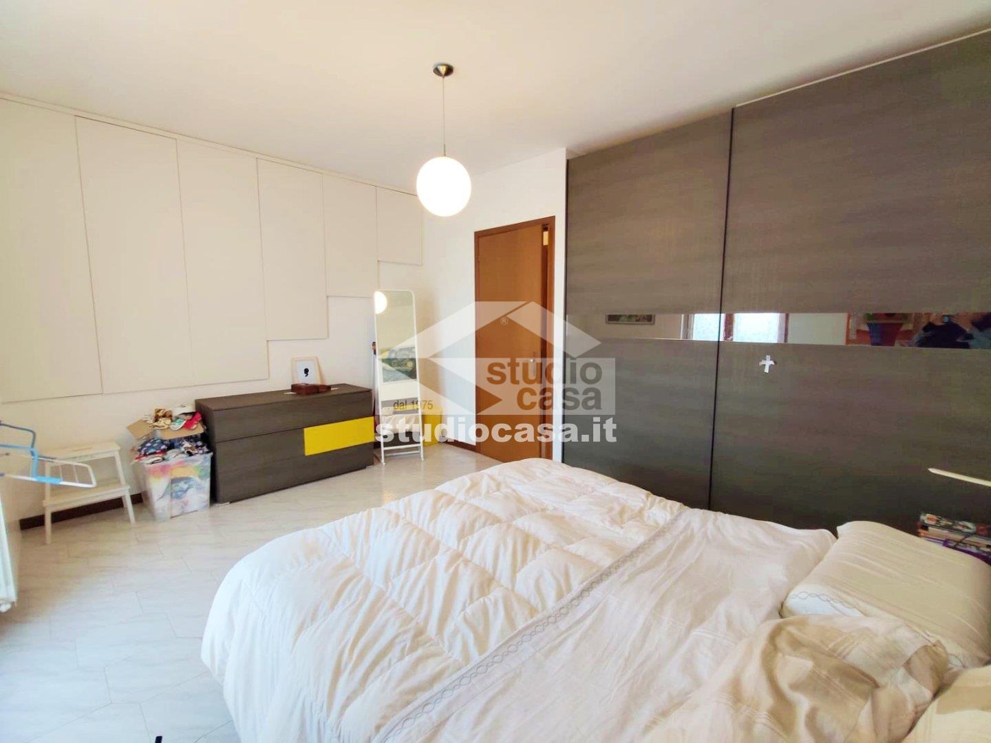 Villa a schiera di testa in vendita a Piario