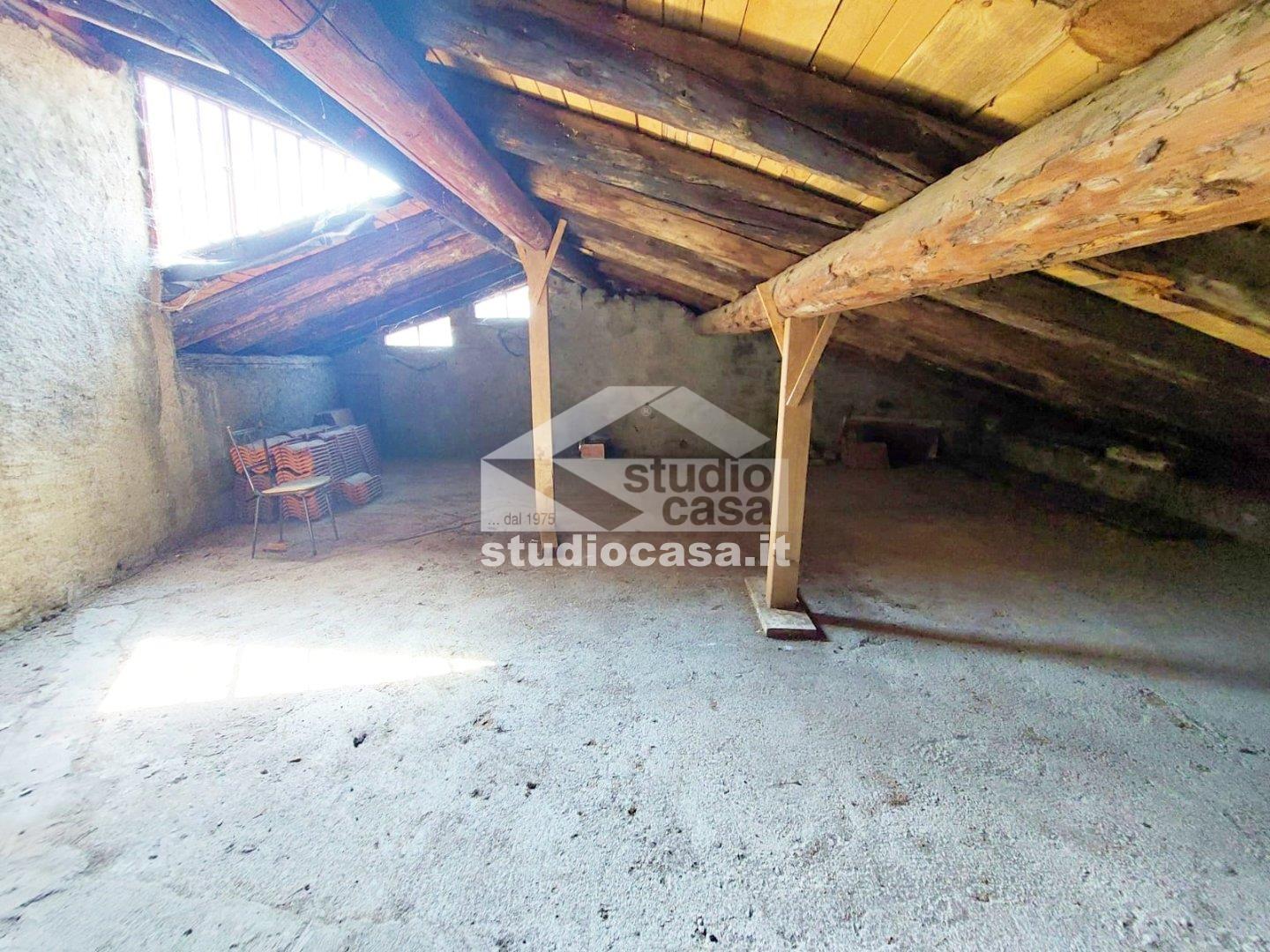 Casa Plurifamiliare in vendita a Ardesio