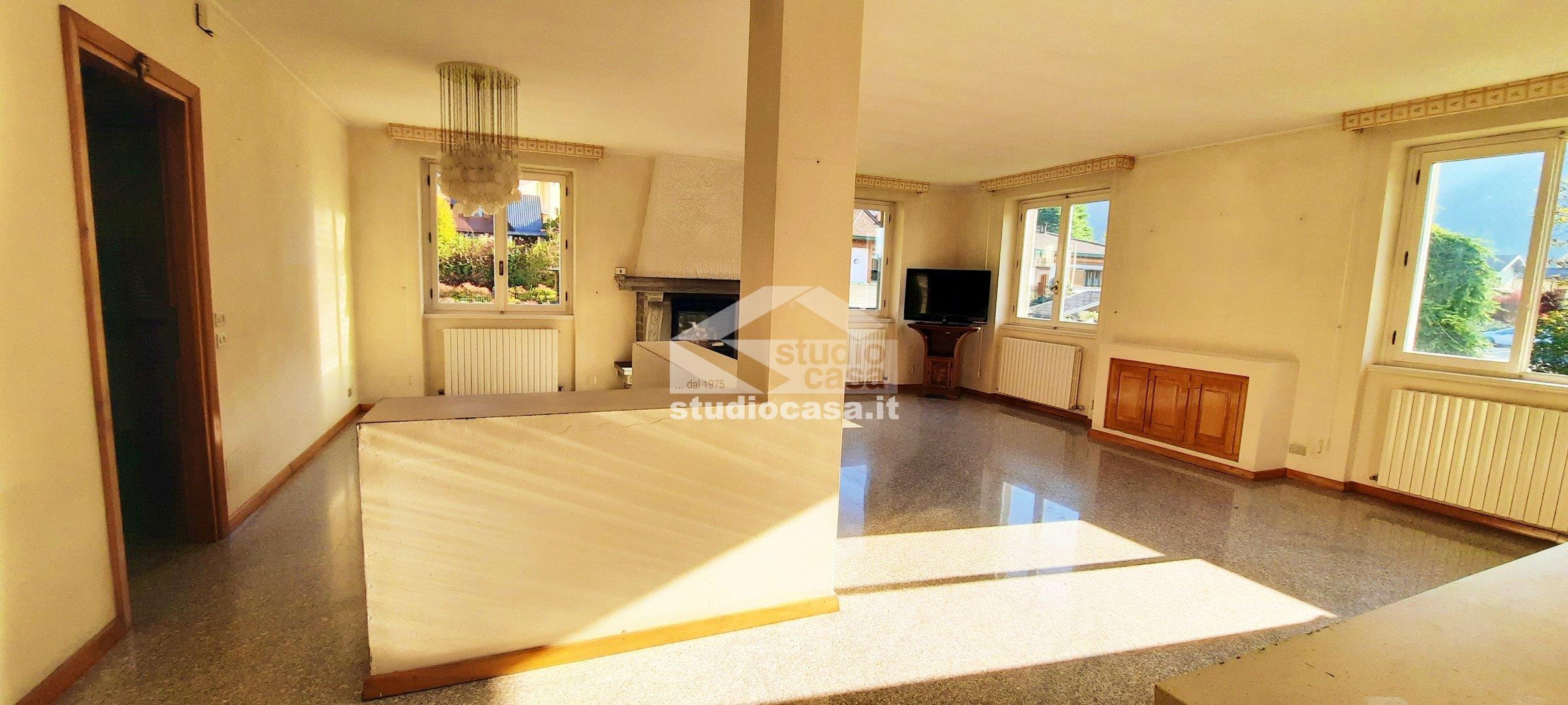 Villa Plurifamiliare in vendita a Onore