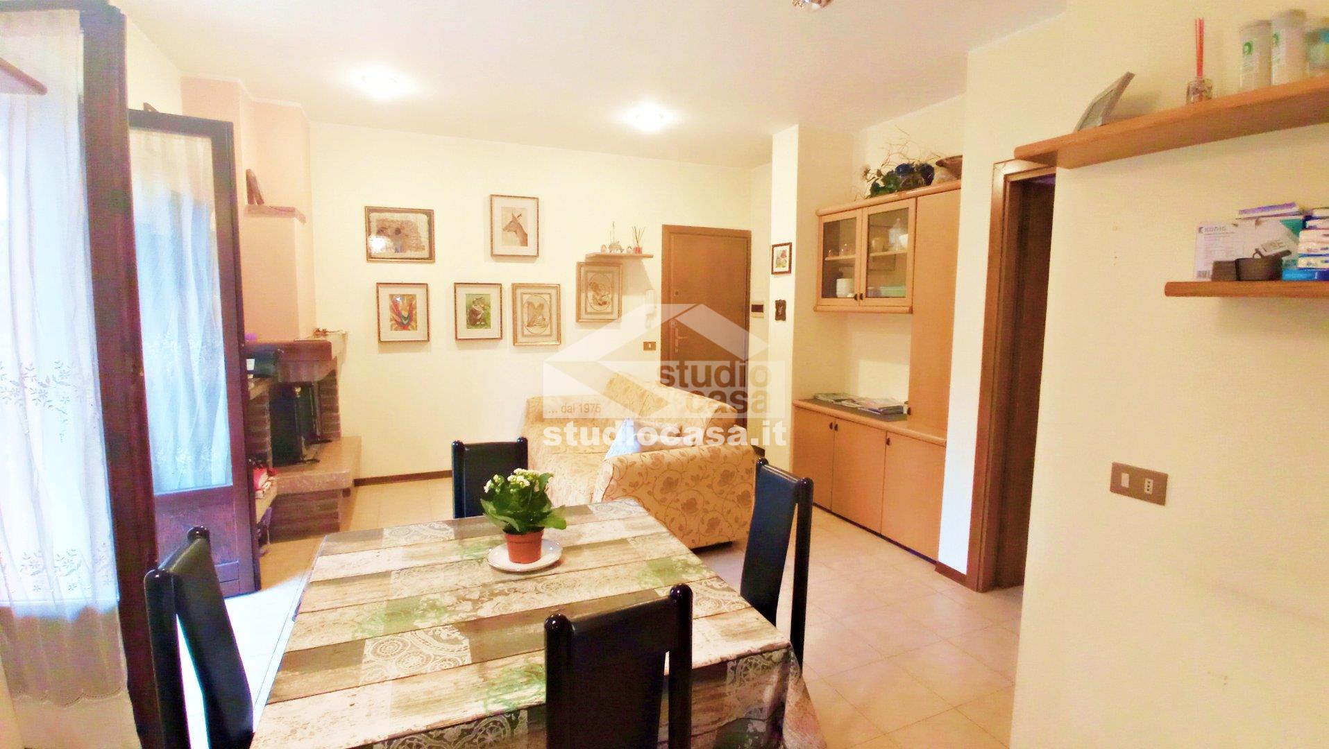 Appartamento in vendita a Rovetta