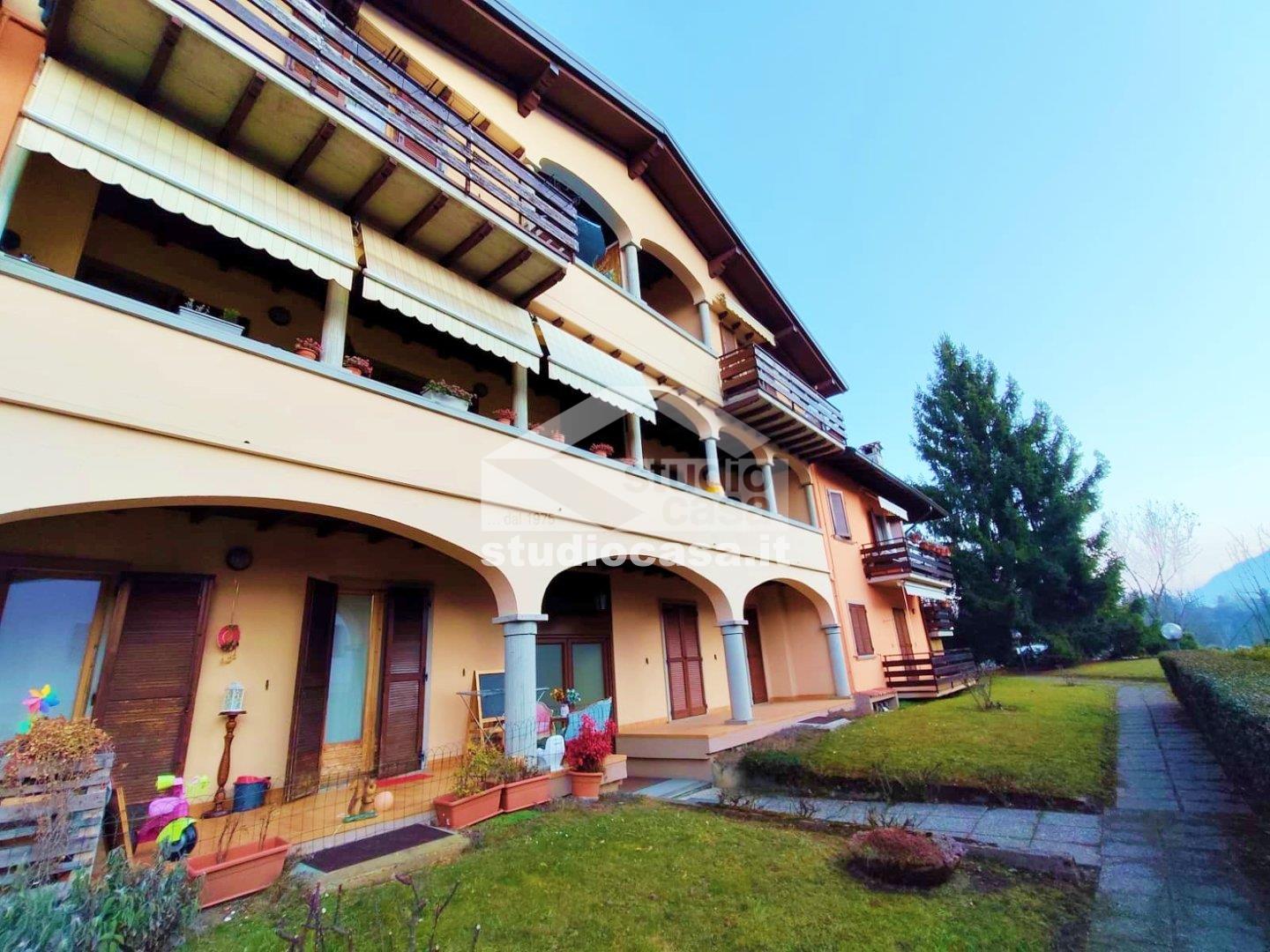 Appartamento in vendita a Rovetta