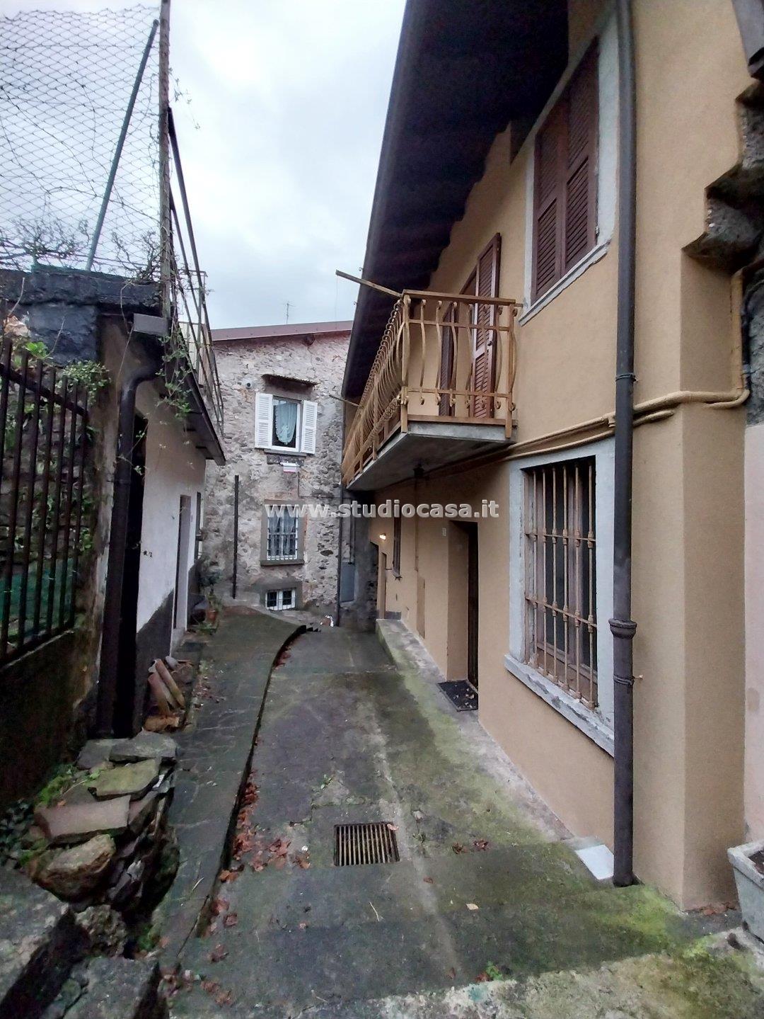 Villa a schiera in vendita a Ponte Nossa