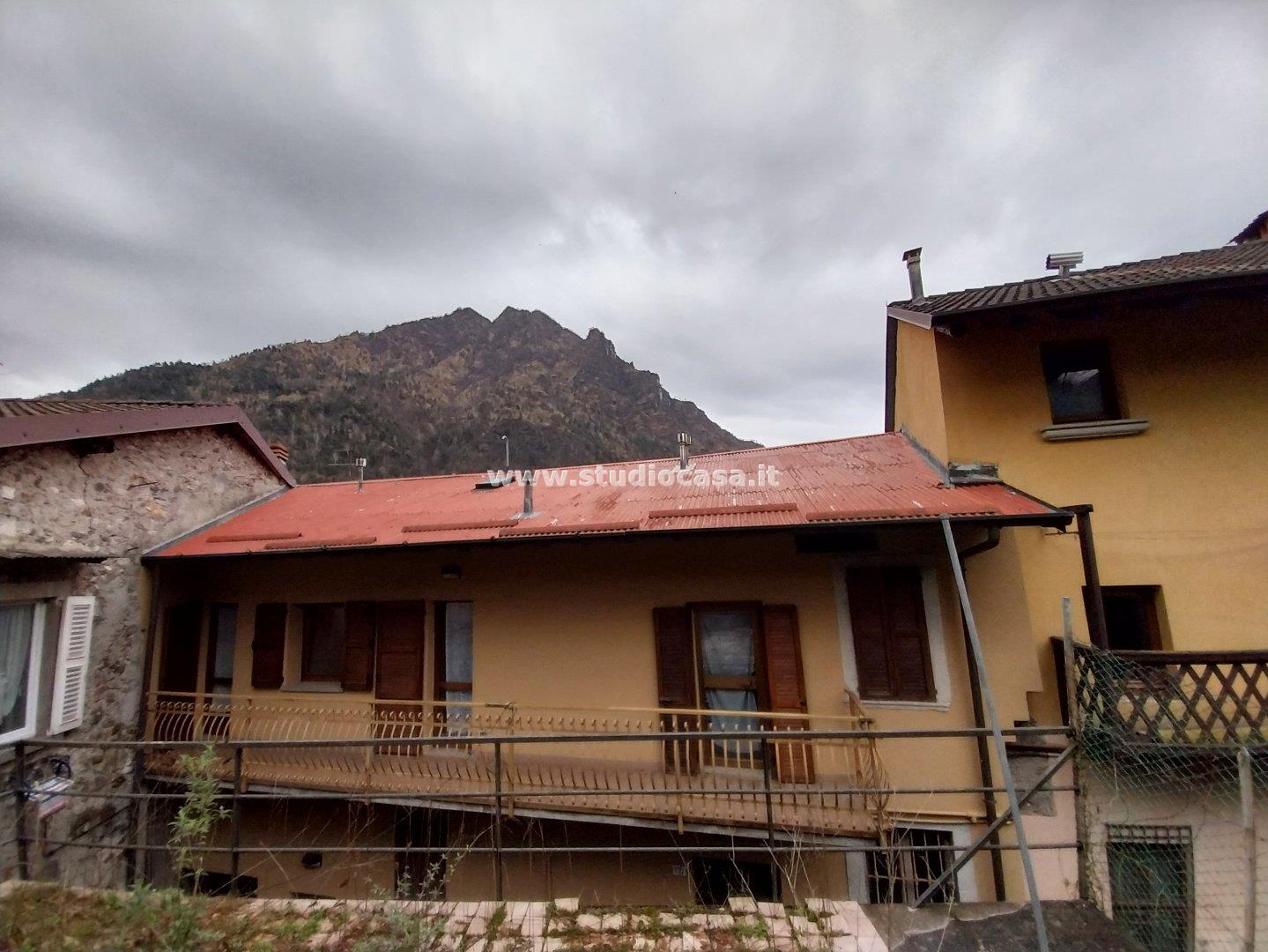 Villa a schiera in vendita a Ponte Nossa