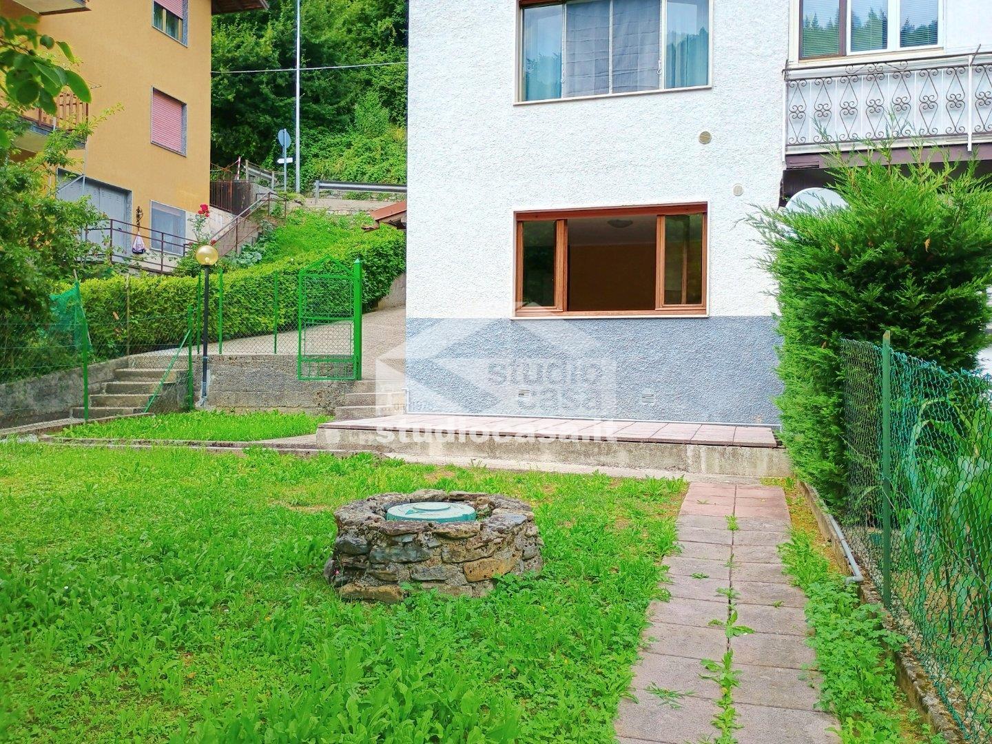 Appartamento in vendita a Gorno