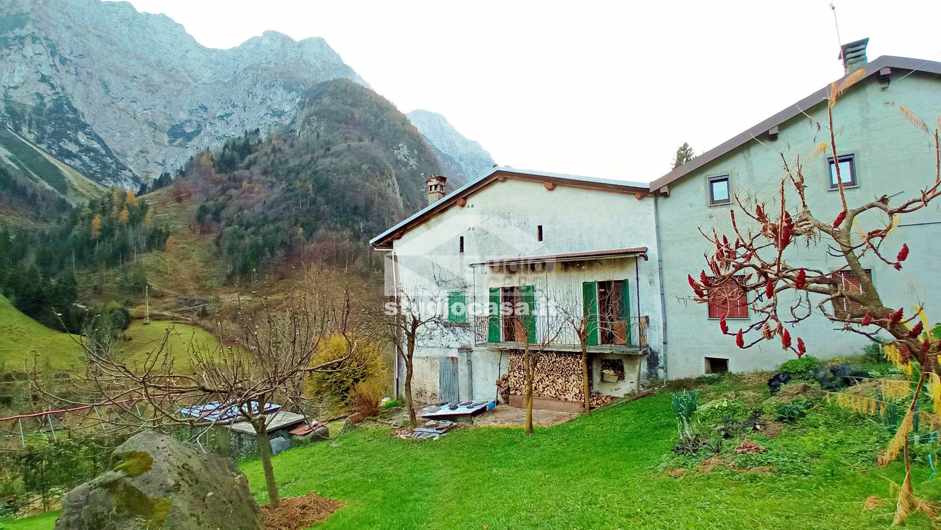 Cascina in vendita a Ardesio