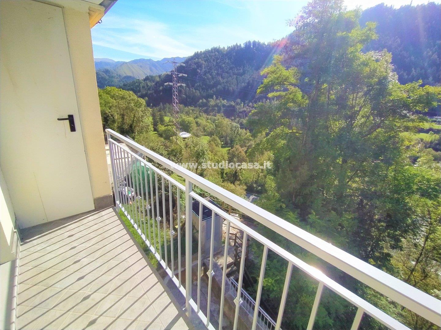 Appartamento in vendita a Rovetta