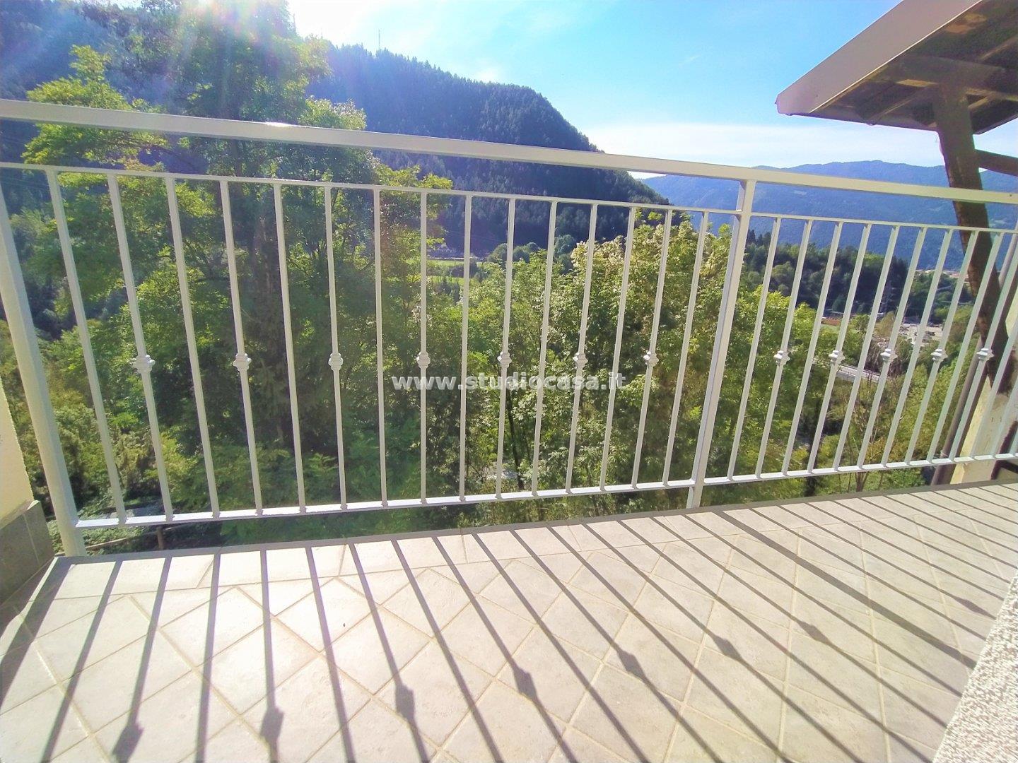 Appartamento in vendita a Rovetta