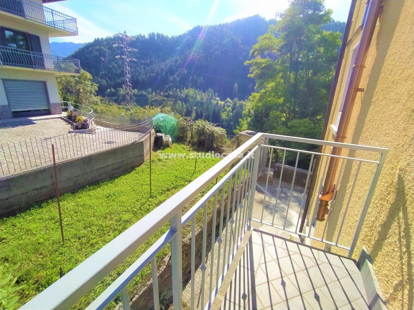 Appartamento in vendita a Rovetta