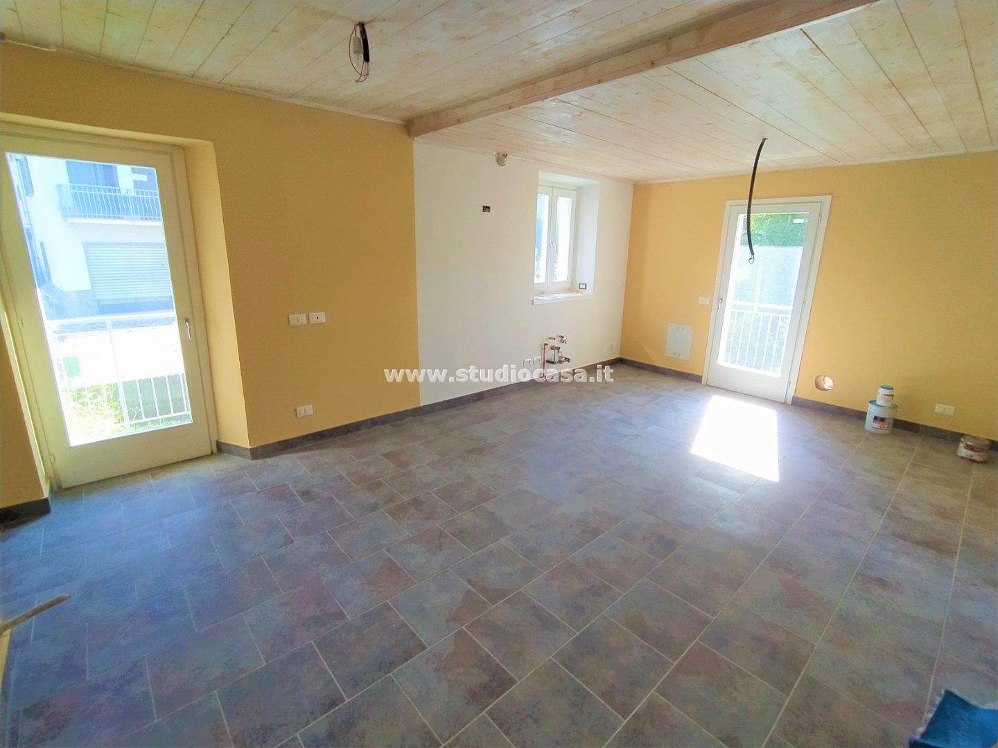 Appartamento in vendita a Rovetta