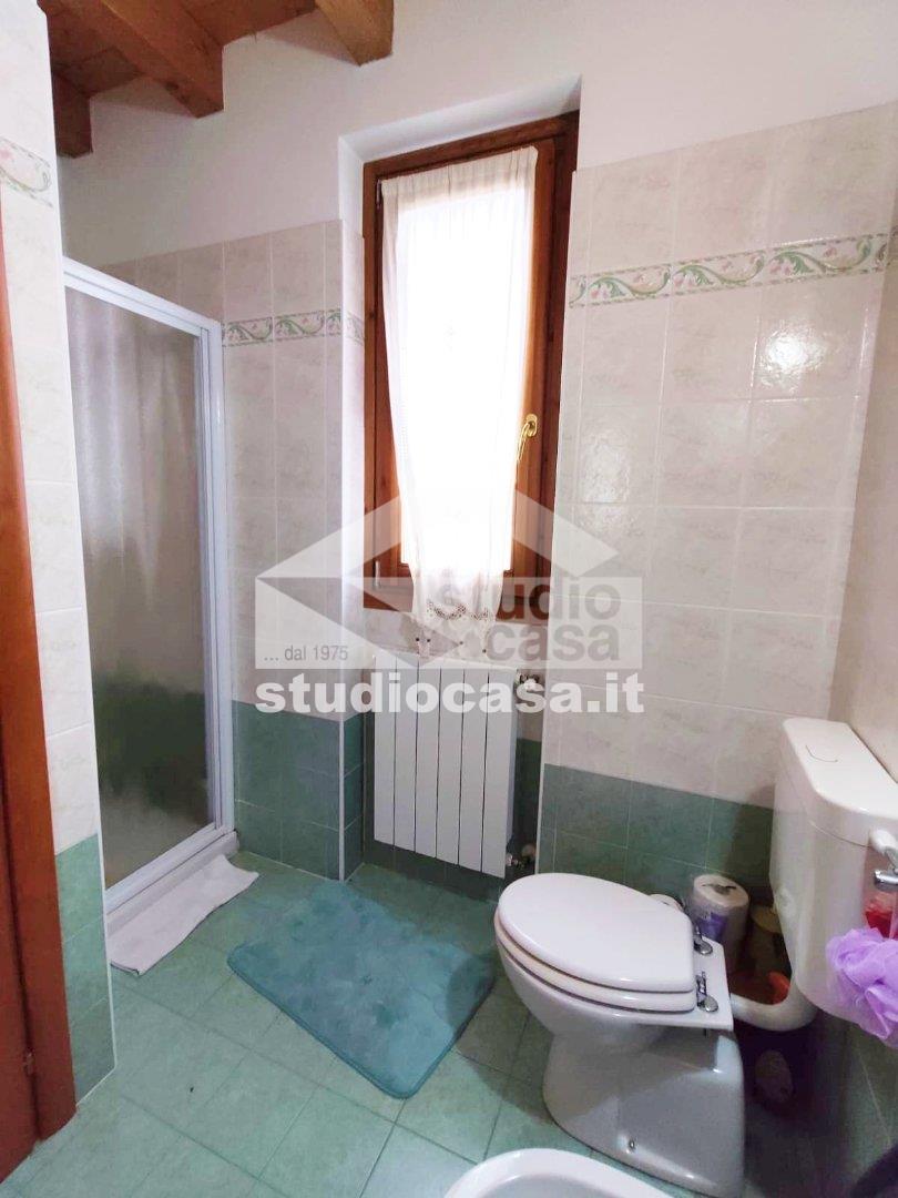 Appartamento in vendita a Parre
