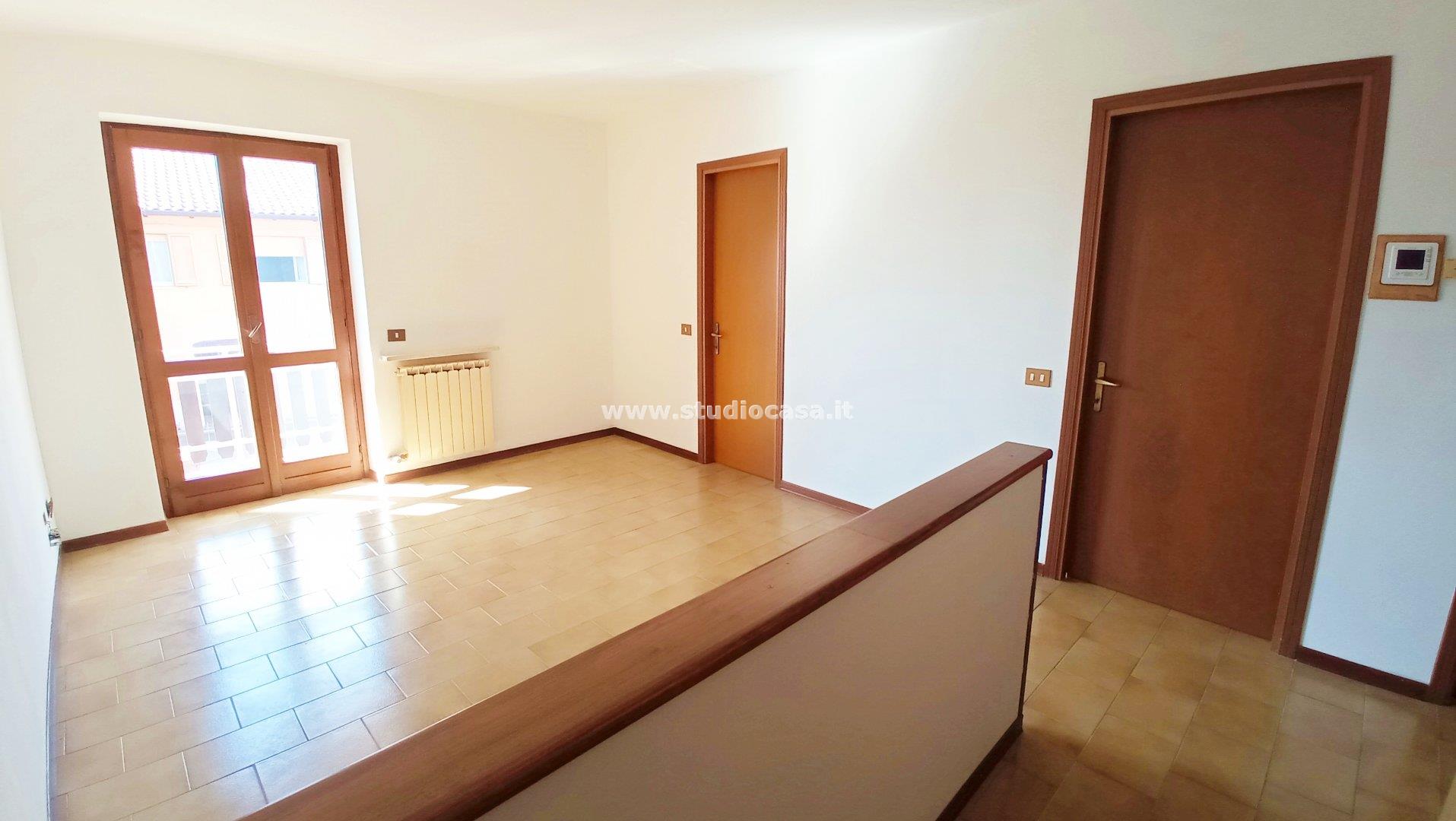 Appartamento in vendita a Rovetta