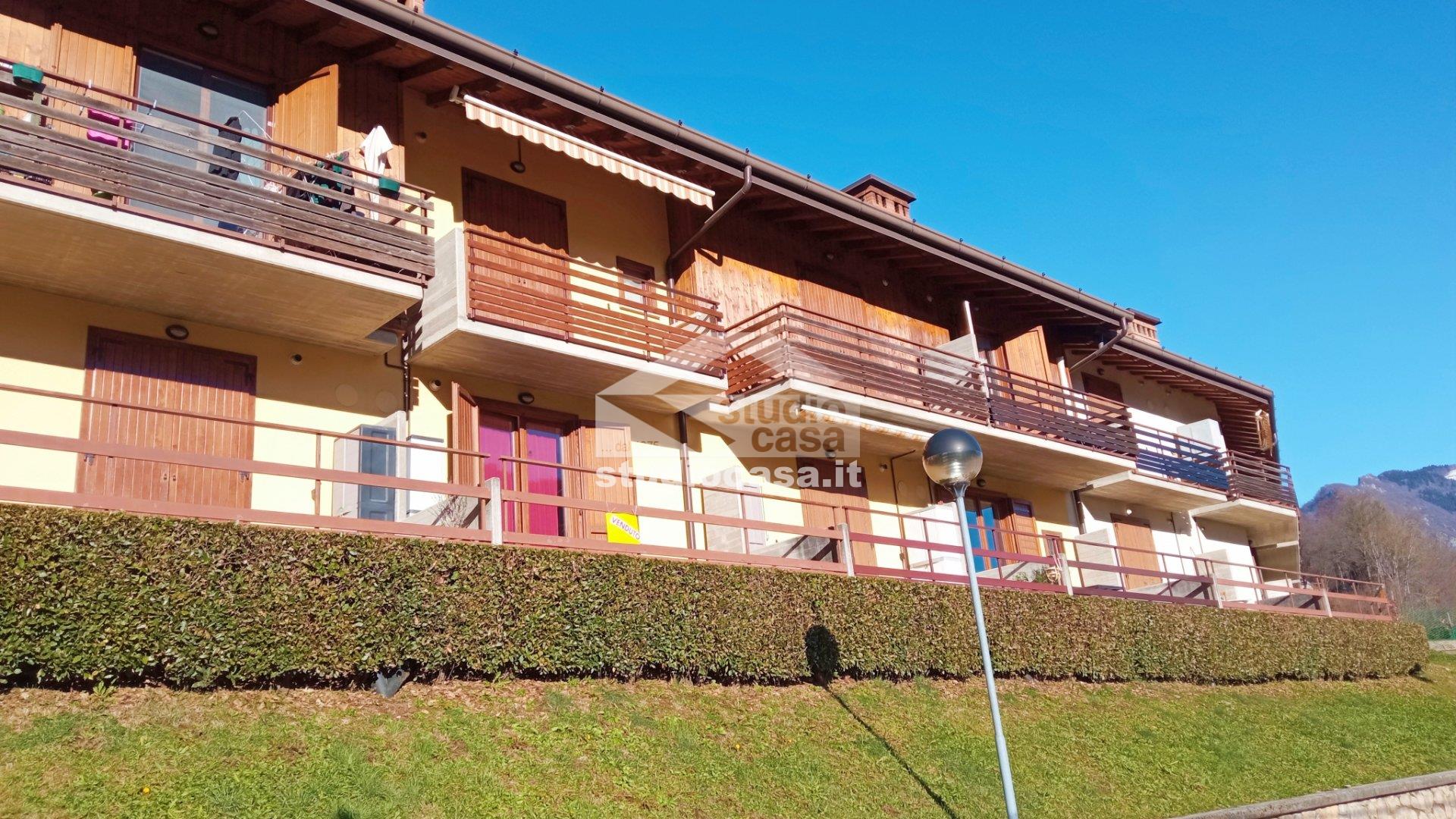 Appartamento in vendita a Parre