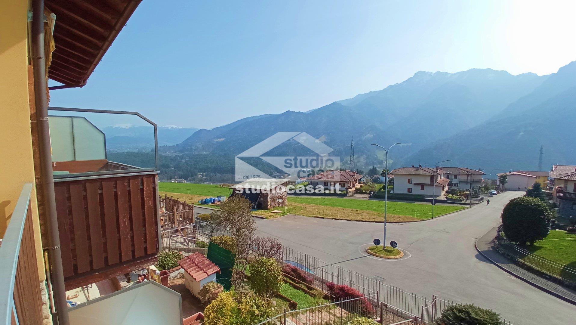 Appartamento in vendita a Parre