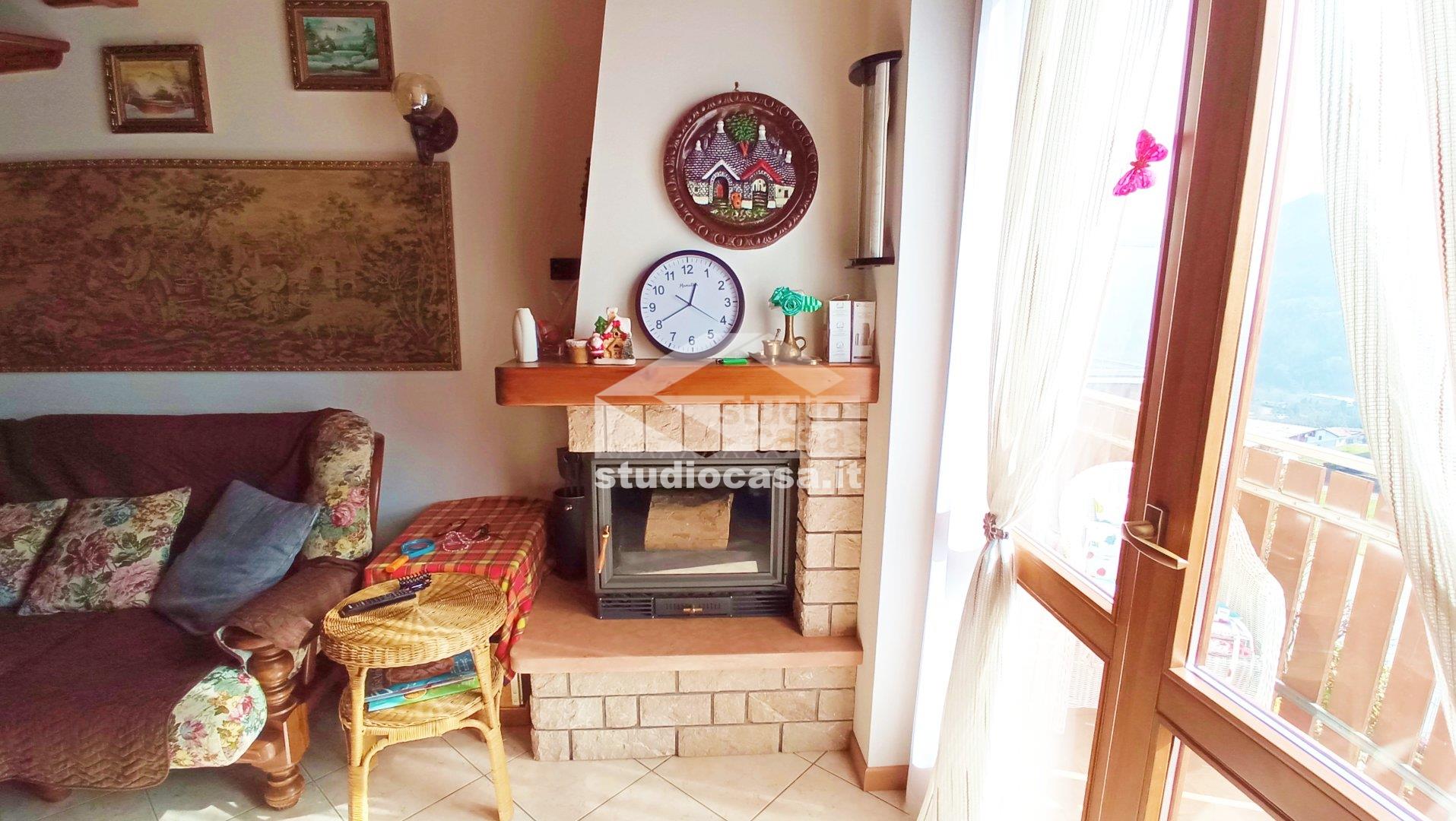 Appartamento in vendita a Parre