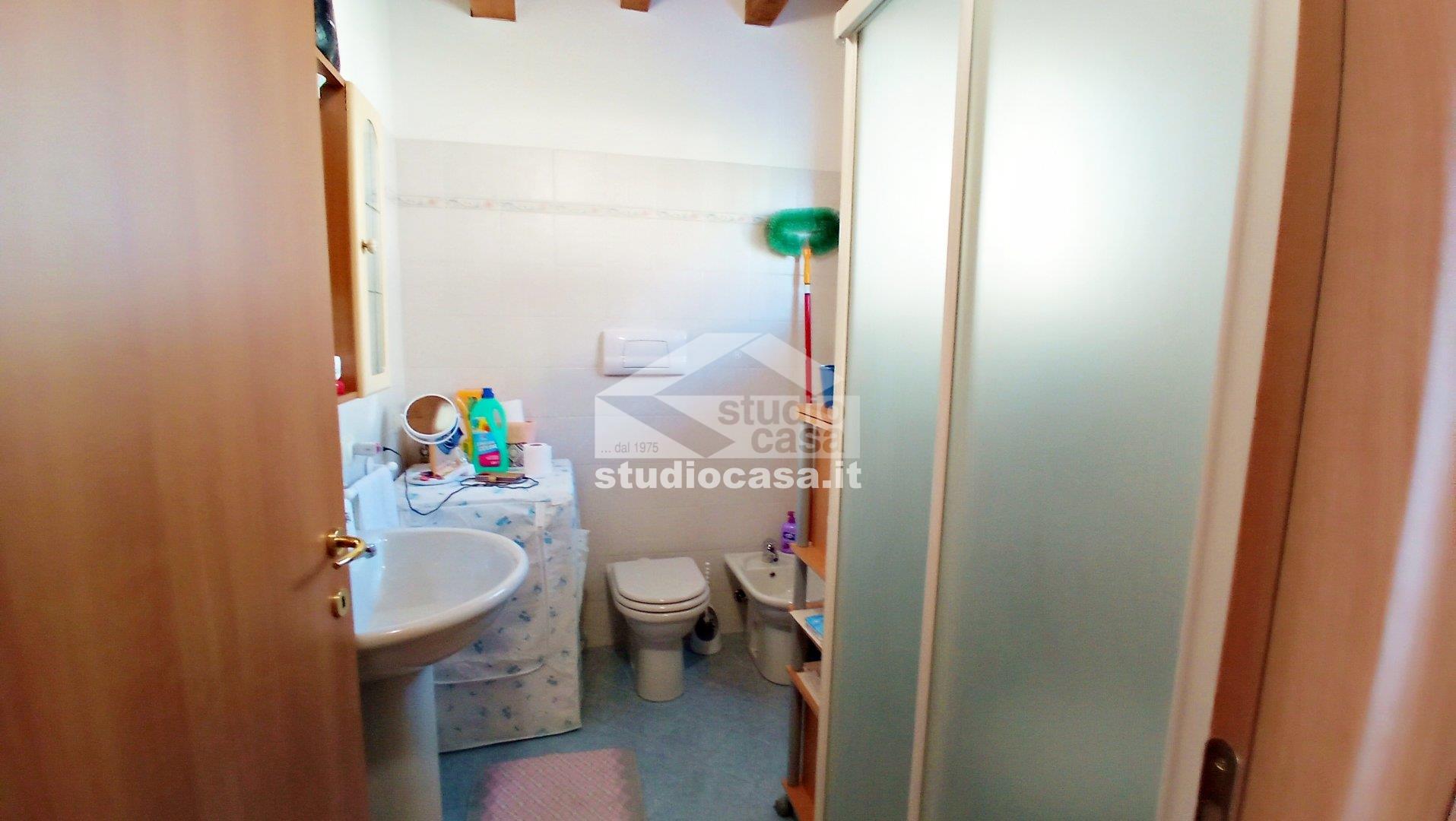 Appartamento in vendita a Parre