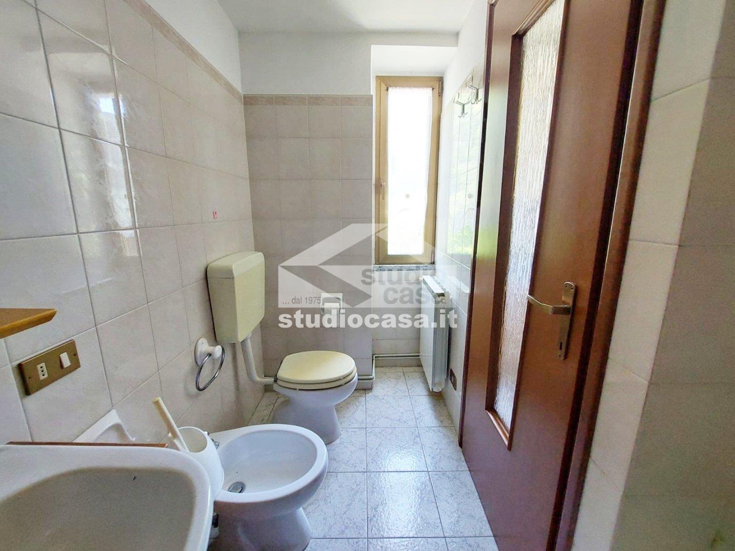 Casa Unifamiliare in vendita a Gorno