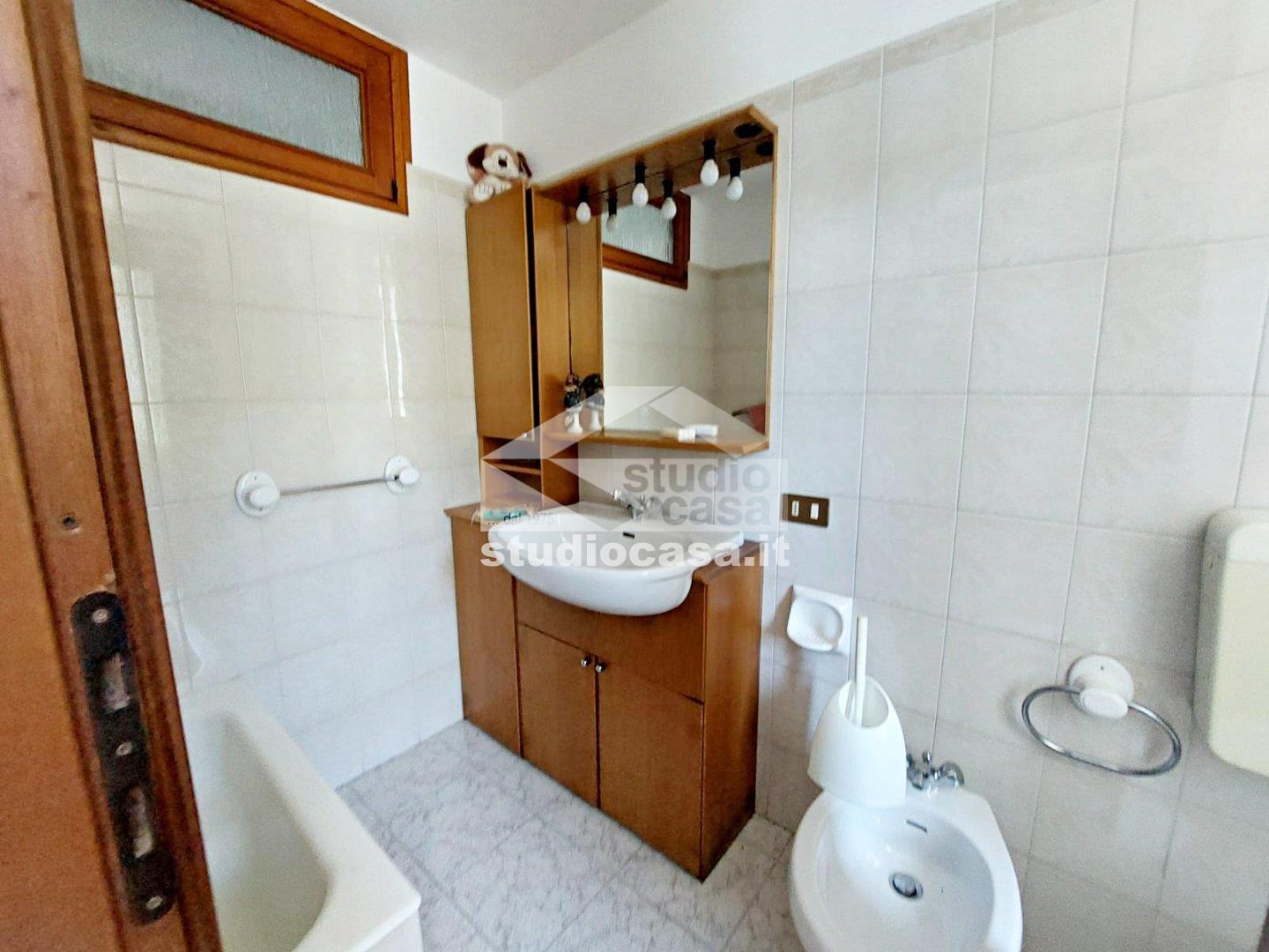 Casa Unifamiliare in vendita a Gorno