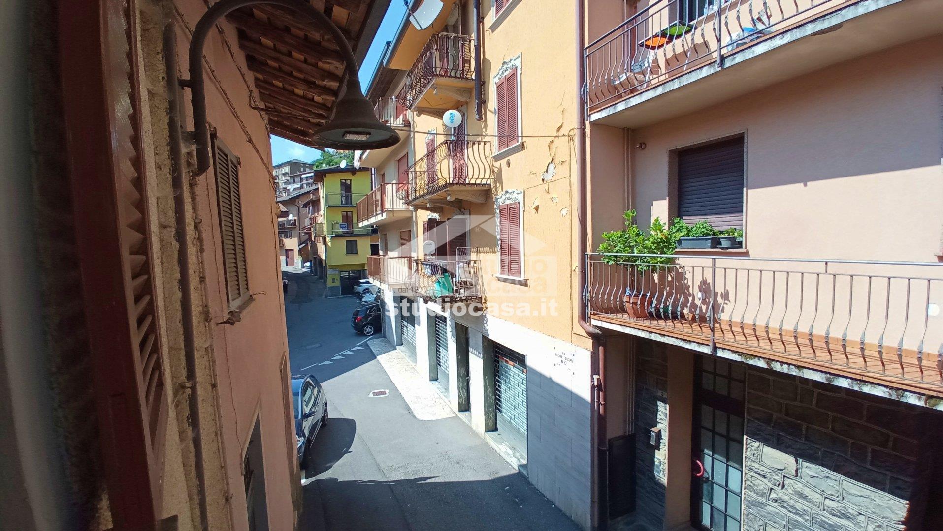 Casa Unifamiliare in vendita a Gorno