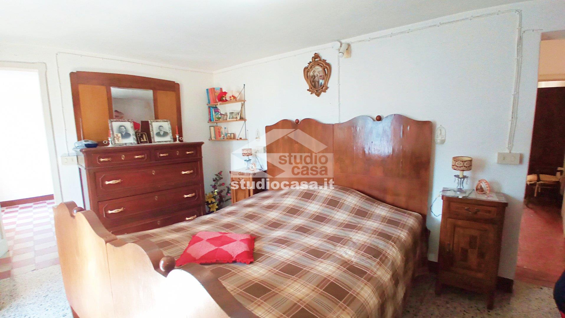 Casa Unifamiliare in vendita a Gorno