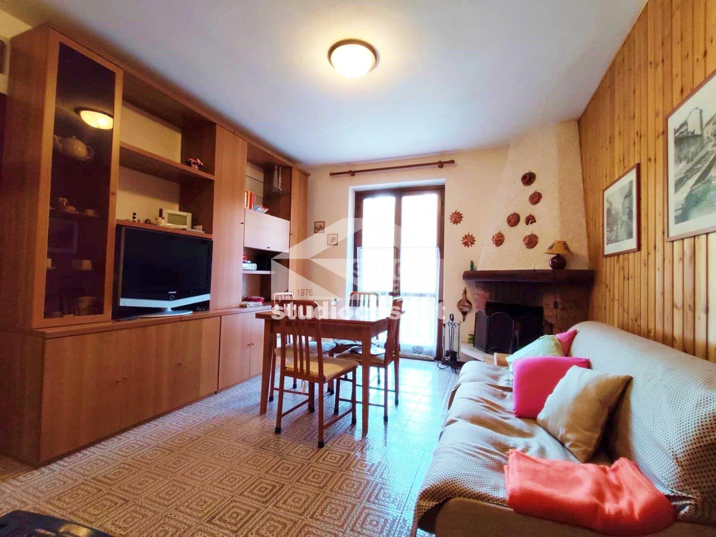 Appartamento in vendita a Oneta