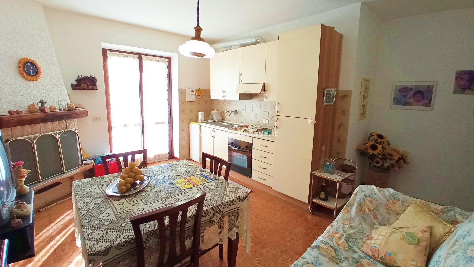 Appartamento in vendita a Oneta