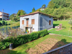 Casa Unifamiliare in vendita a Bianzano