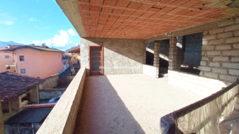 Casa Plurifamiliare in vendita a Rovetta