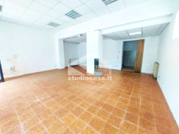 Negozio in vendita a Clusone