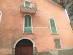 Casa Rustica in vendita a Valbondione