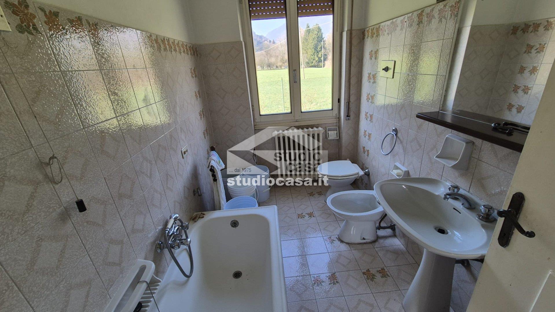 Appartamento in vendita a Endine Gaiano