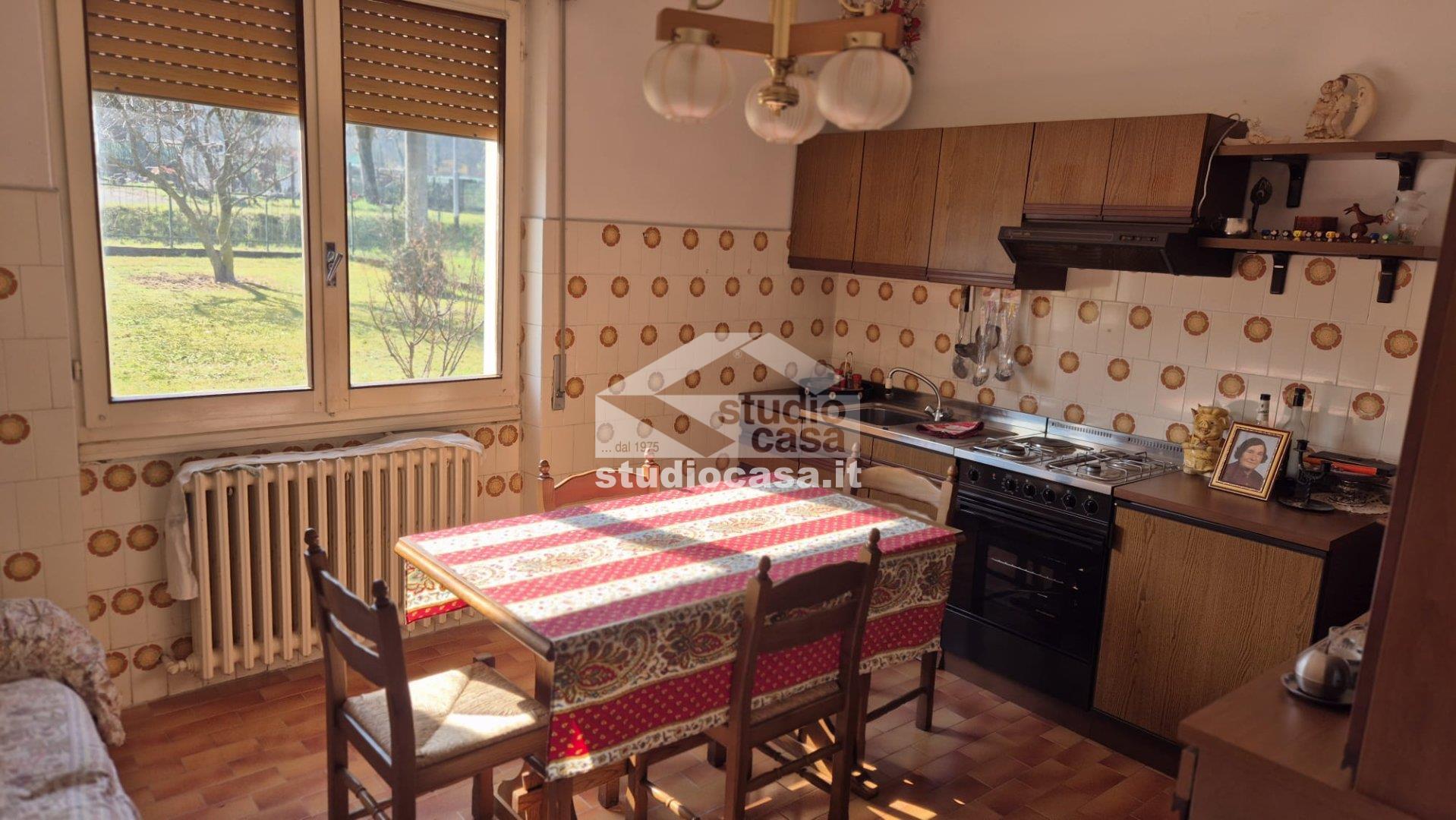 Appartamento in vendita a Endine Gaiano