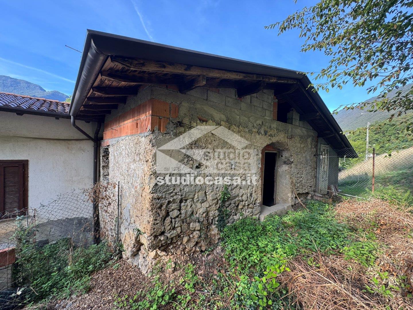 Casa Unifamiliare in vendita a Endine Gaiano