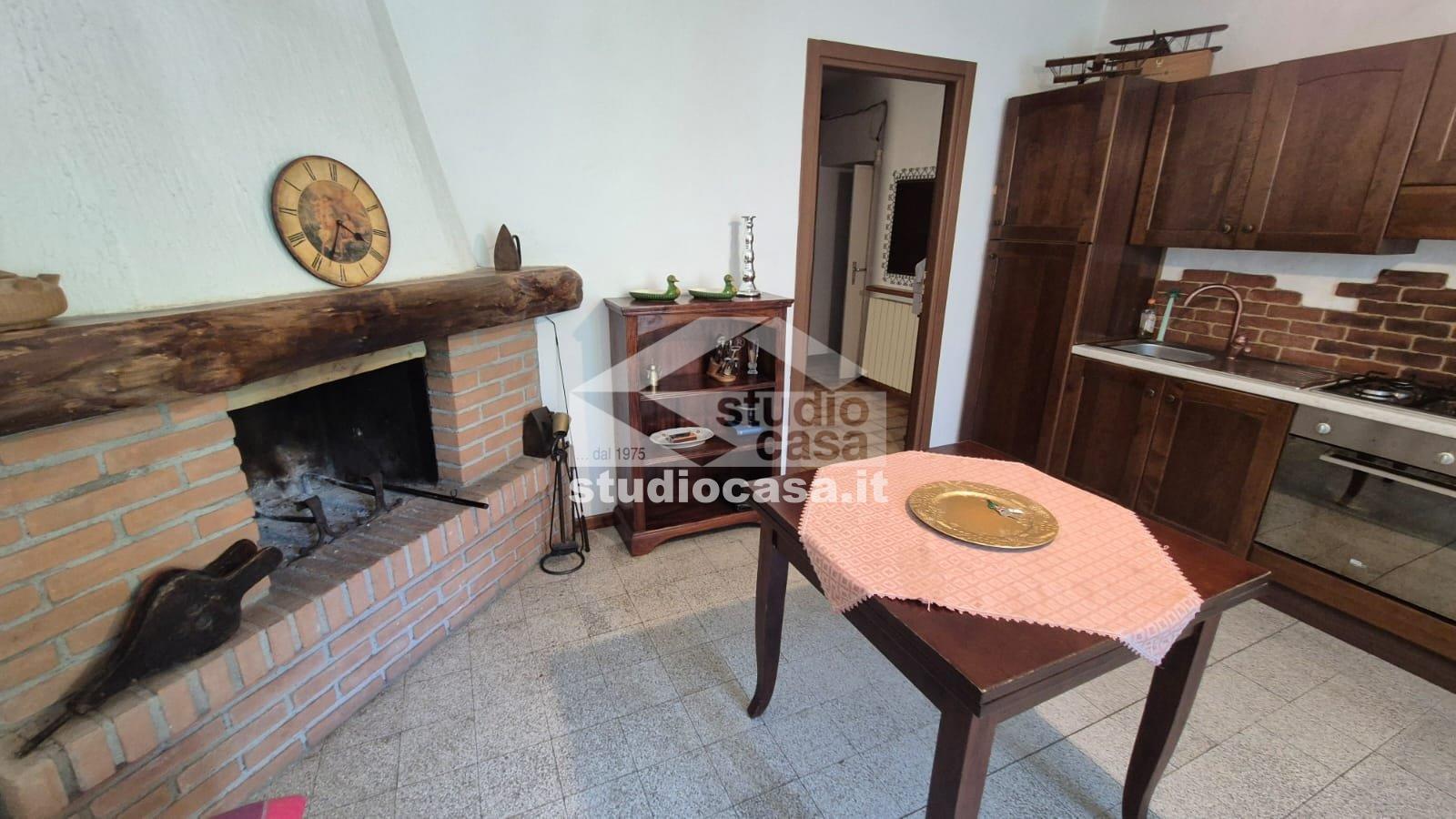 Casa Unifamiliare in vendita a Endine Gaiano