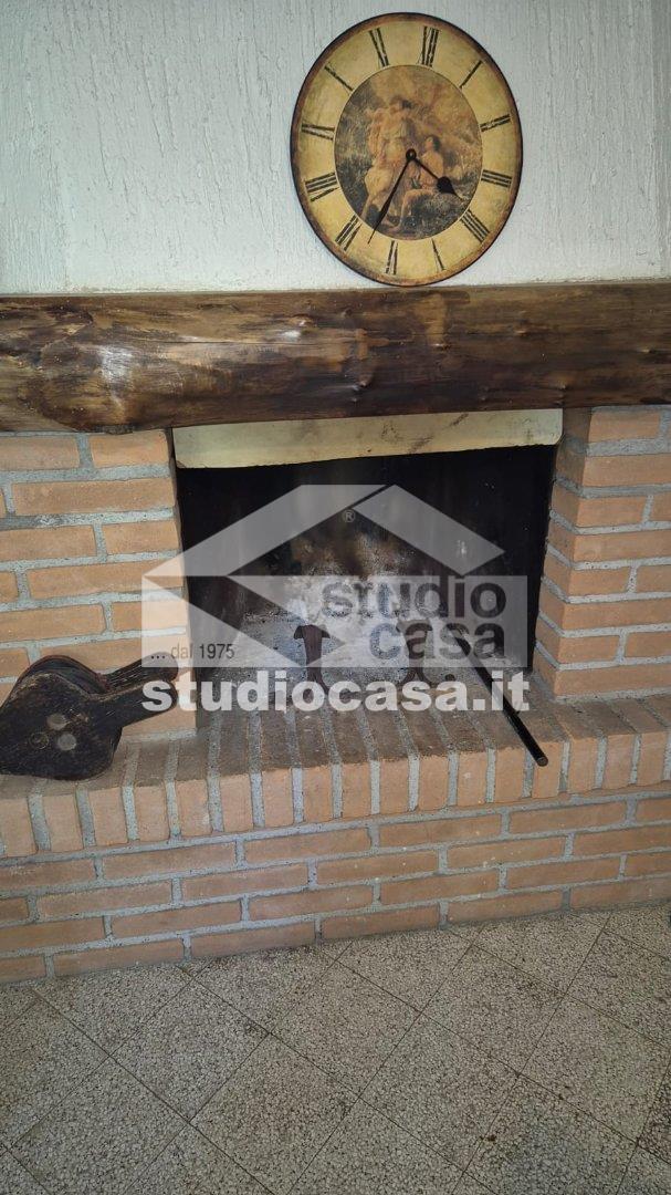 Casa Unifamiliare in vendita a Endine Gaiano