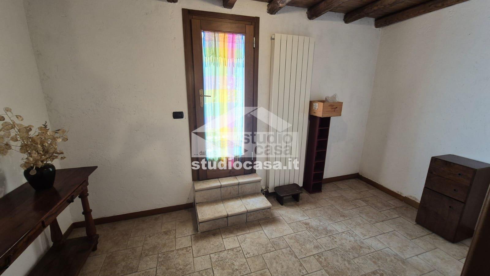 Casa Unifamiliare in vendita a Endine Gaiano
