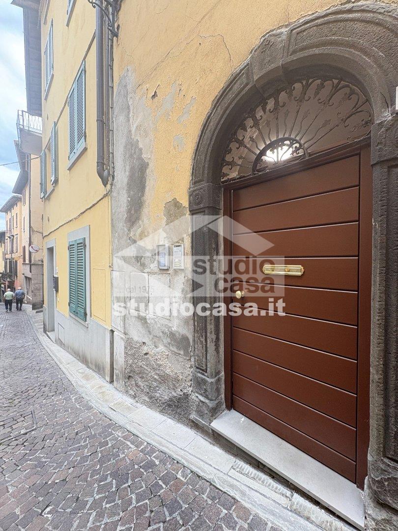 Appartamento in vendita a Lovere