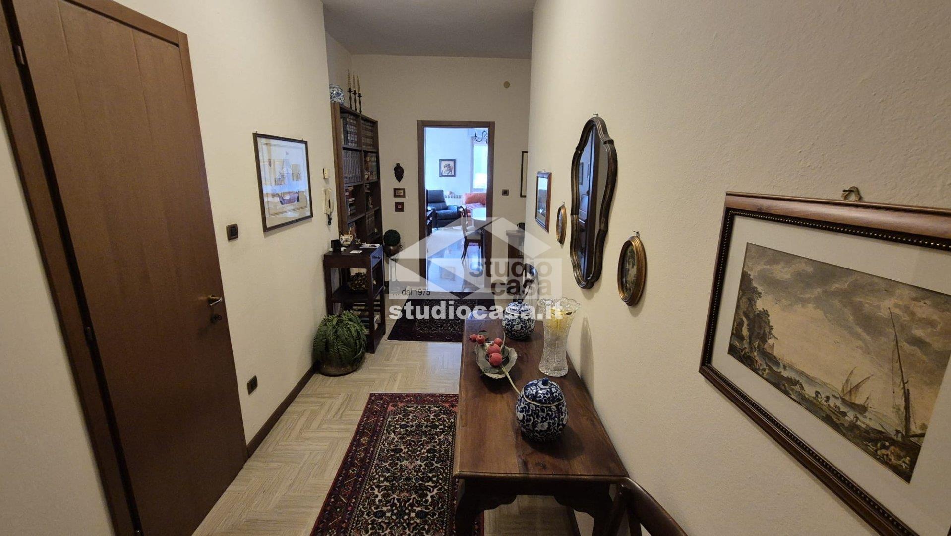 Appartamento in vendita a Lovere