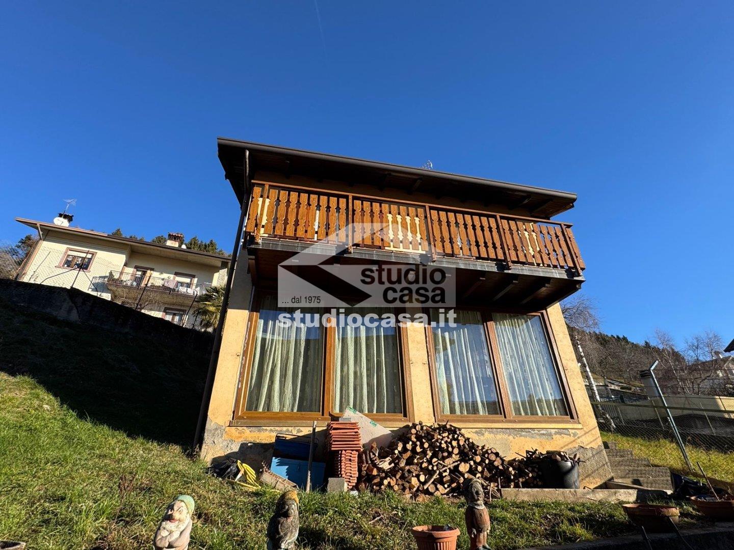 Casa Unifamiliare in vendita a Bossico