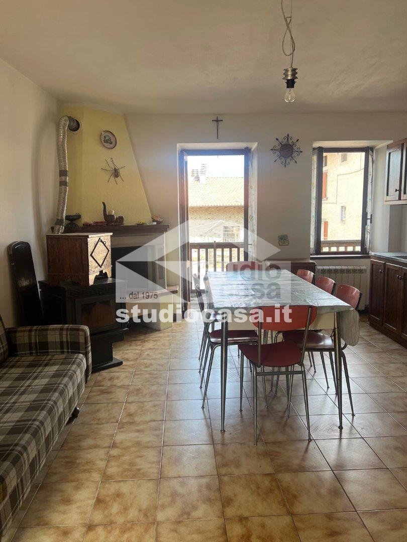 Appartamento in vendita a Rogno