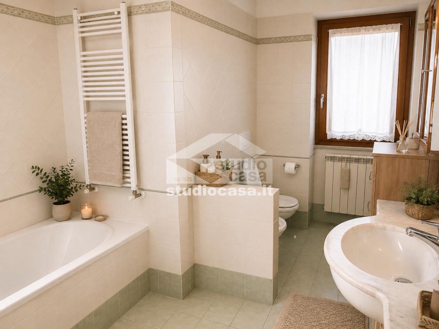 Appartamento in vendita a Lovere