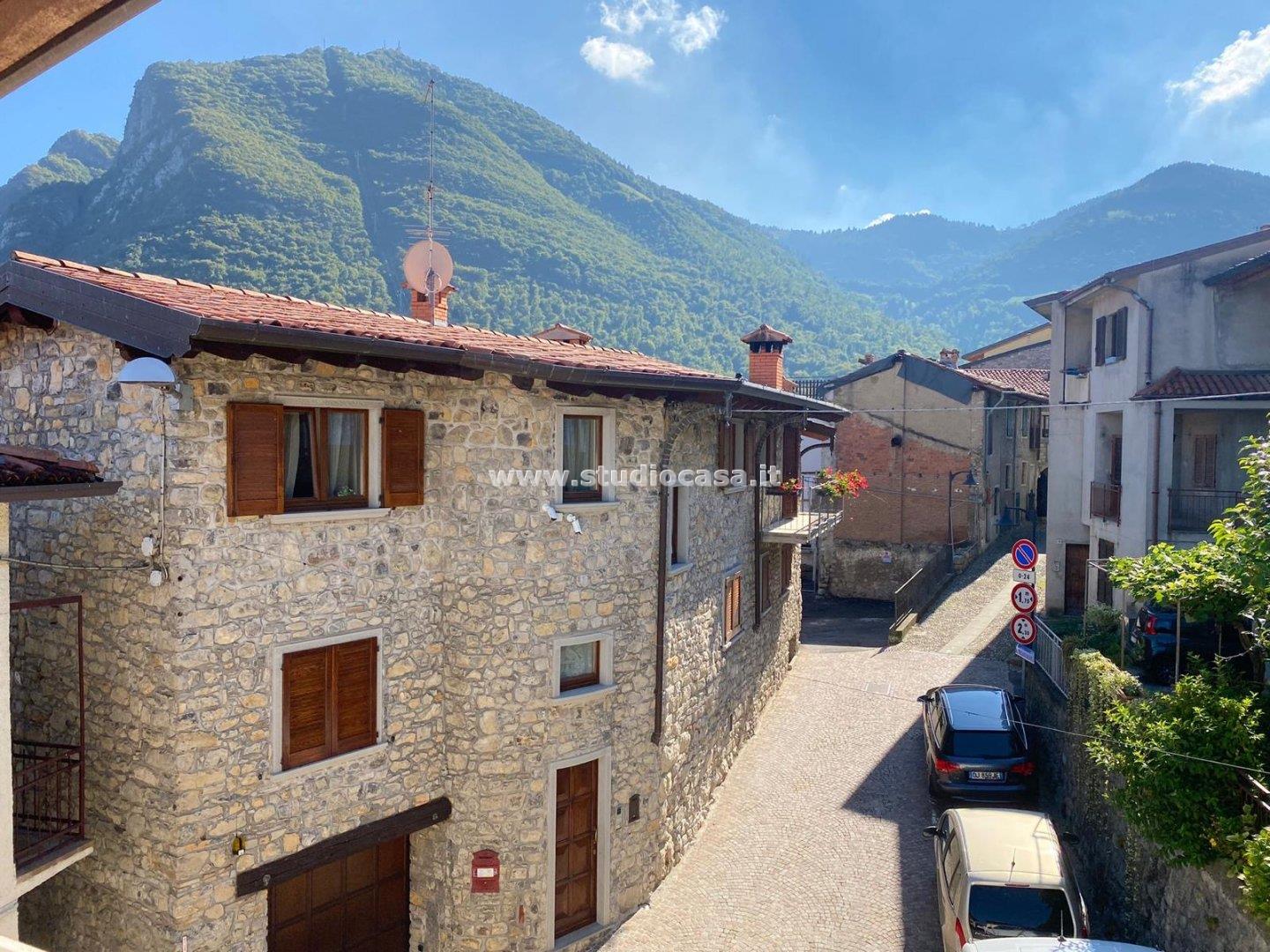 Casa Unifamiliare in vendita a Fonteno