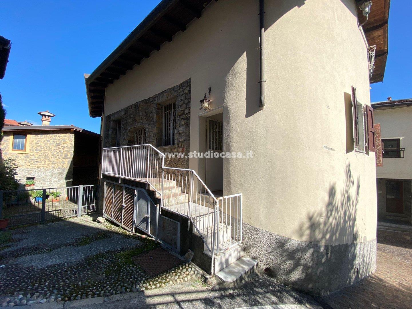 Casa Unifamiliare in vendita a Fonteno