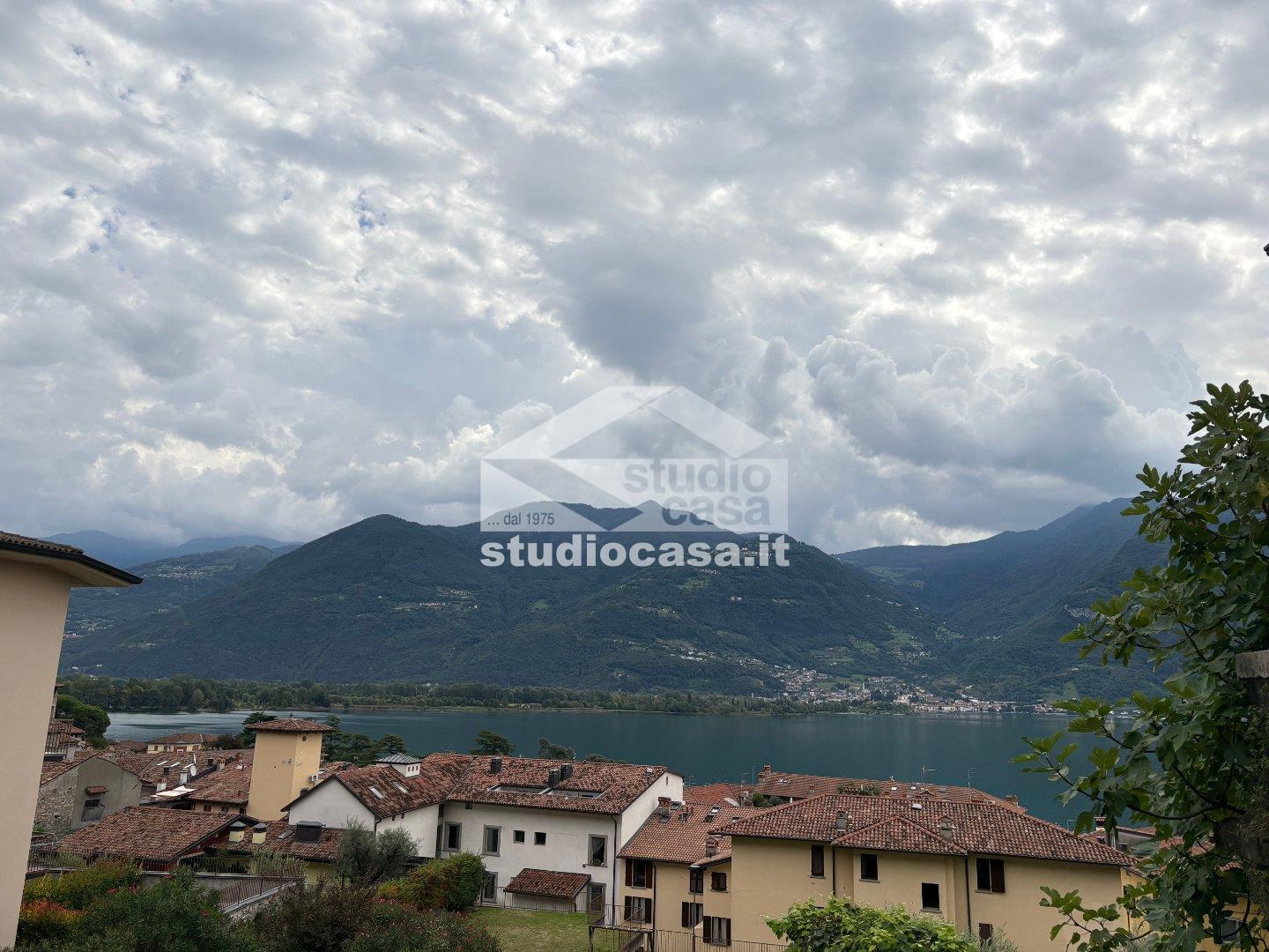 Casa Unifamiliare in vendita a Lovere
