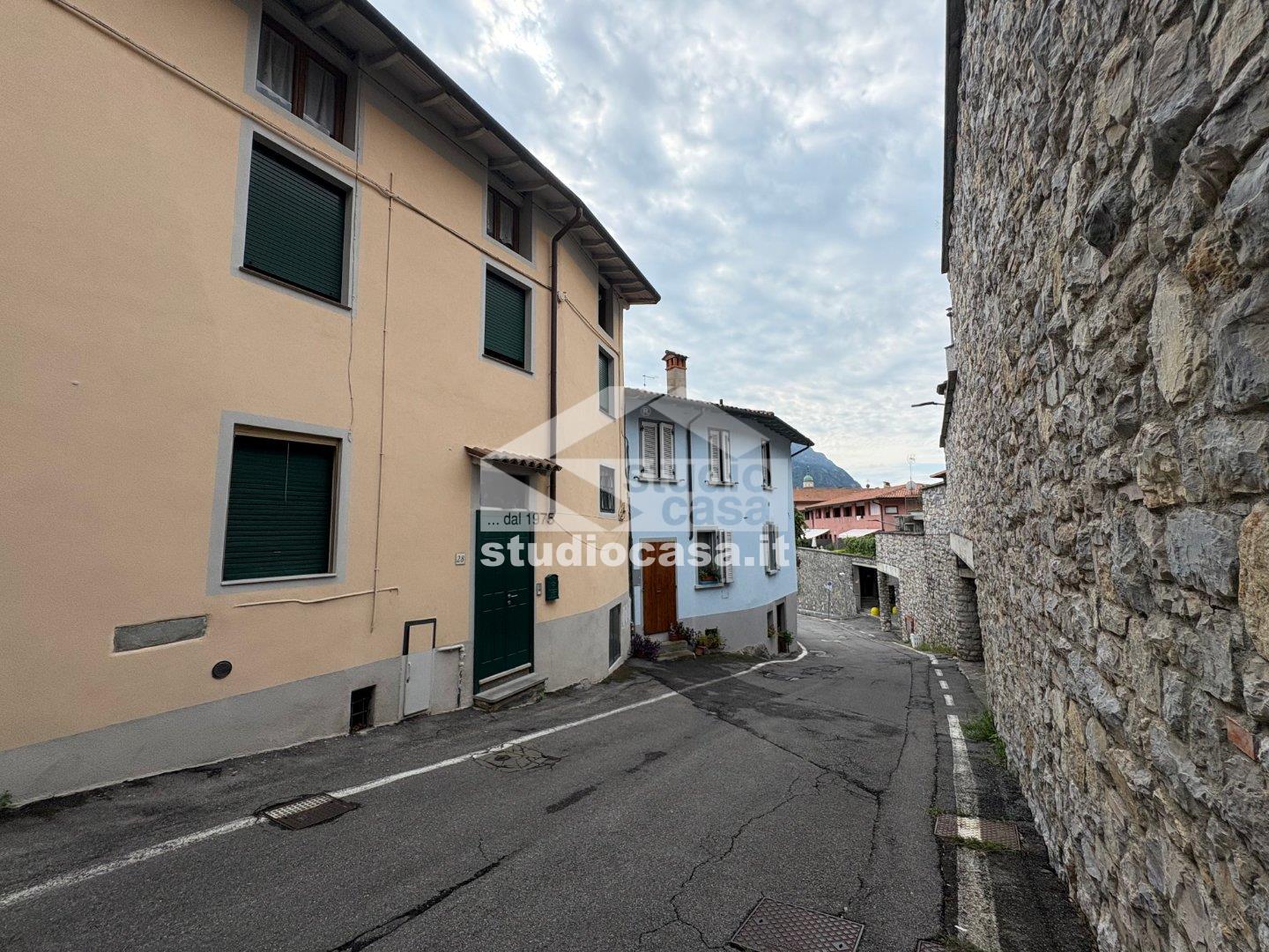 Casa Unifamiliare in vendita a Lovere