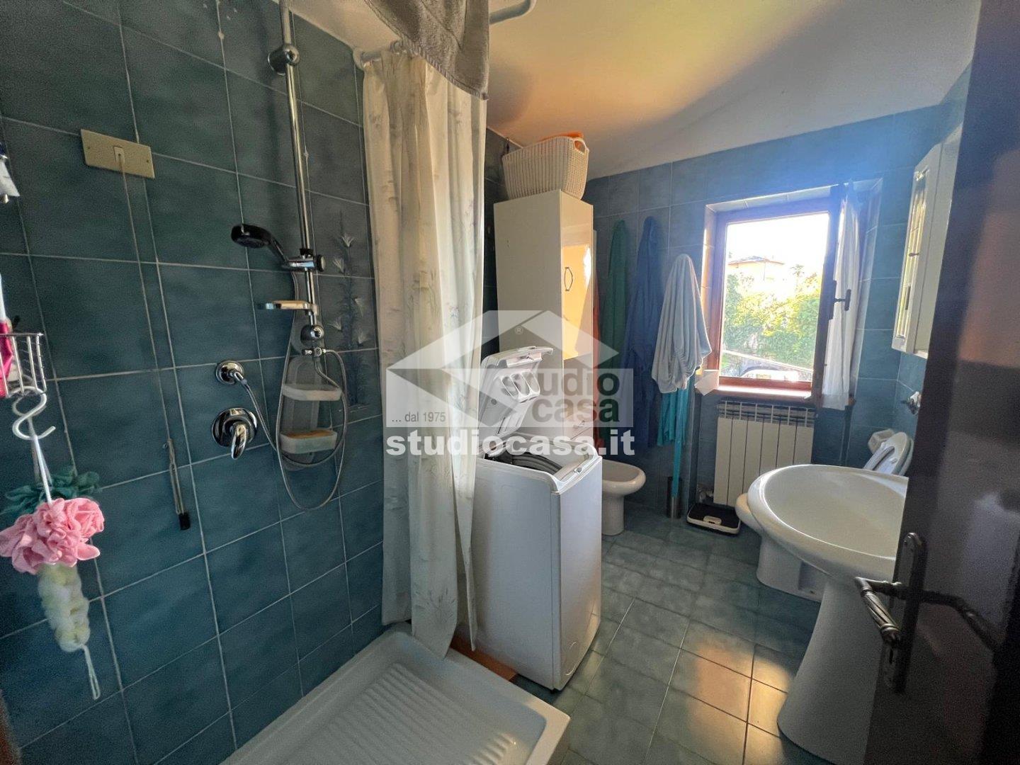 Appartamento in vendita a Endine Gaiano