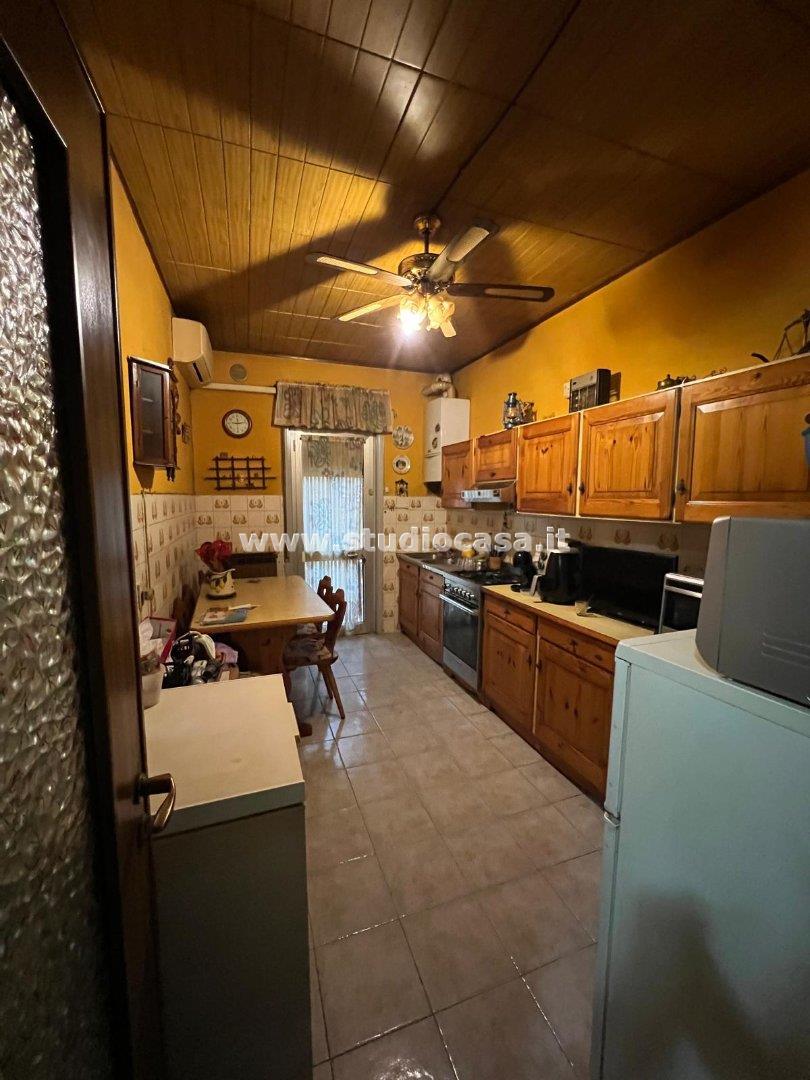 Appartamento in vendita a Costa Volpino