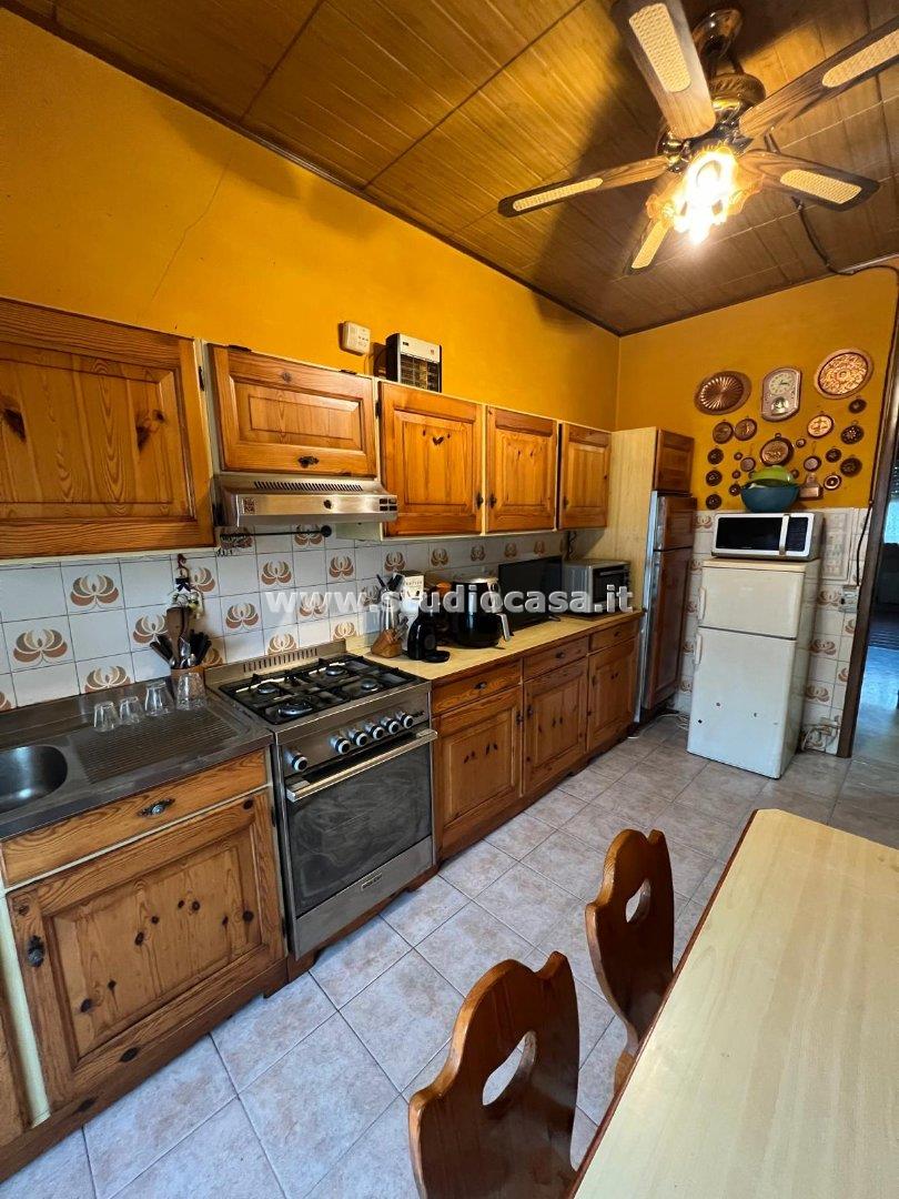 Appartamento in vendita a Costa Volpino