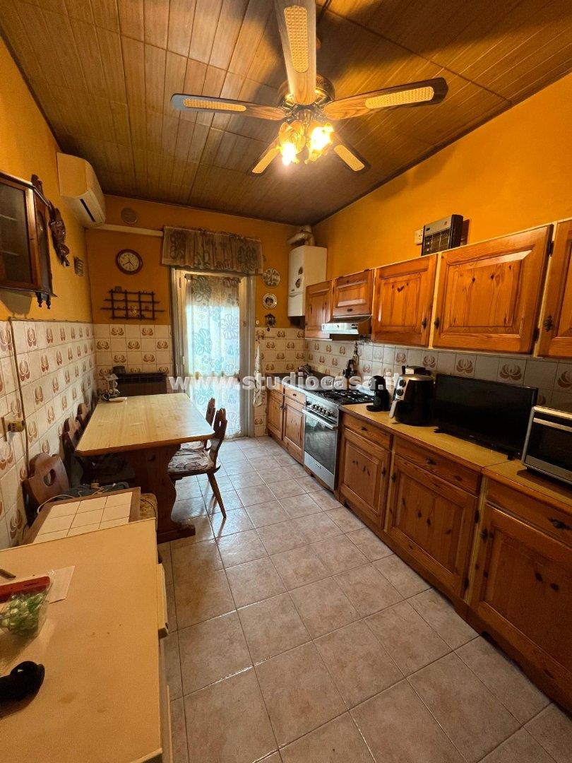 Appartamento in vendita a Costa Volpino