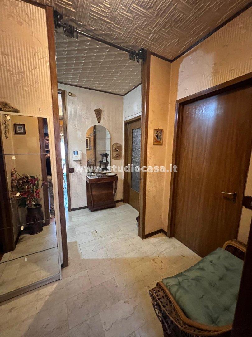Appartamento in vendita a Costa Volpino
